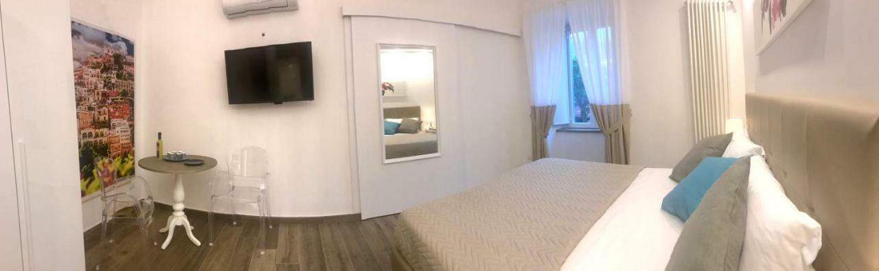 Metahome Sorrento ภายนอก รูปภาพ